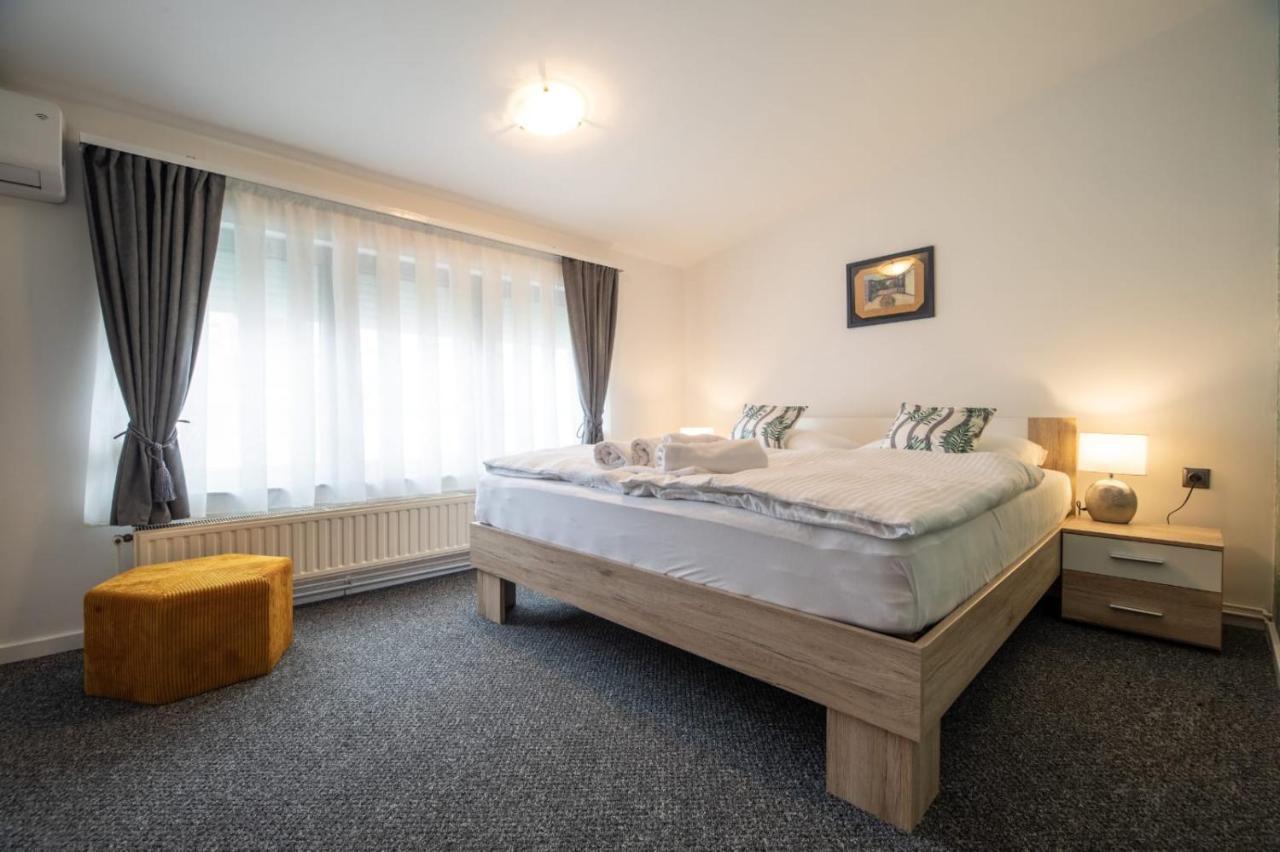 Four Roses Bed and Breakfast Zagreb Eksteriør billede