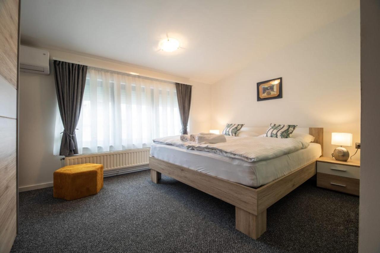 Four Roses Bed and Breakfast Zagreb Eksteriør billede